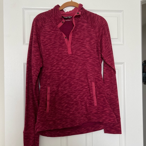 Avalanche Tops - SOLD Avalanche quarter zip button up